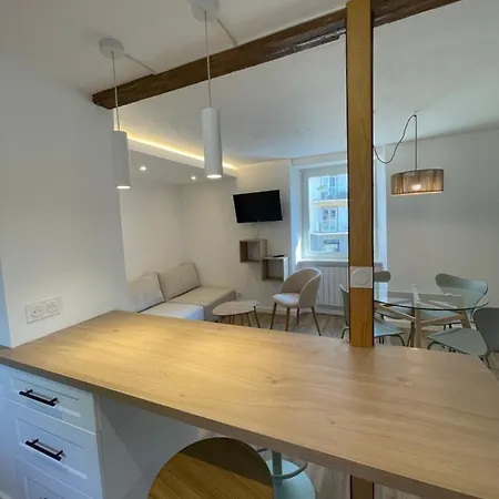 アパート « a Deux Pas De La Petite Venise » *